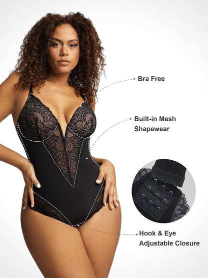 Ensemble de Body en Dentelle à Col V Profond et Jupe Midi en Similicuir