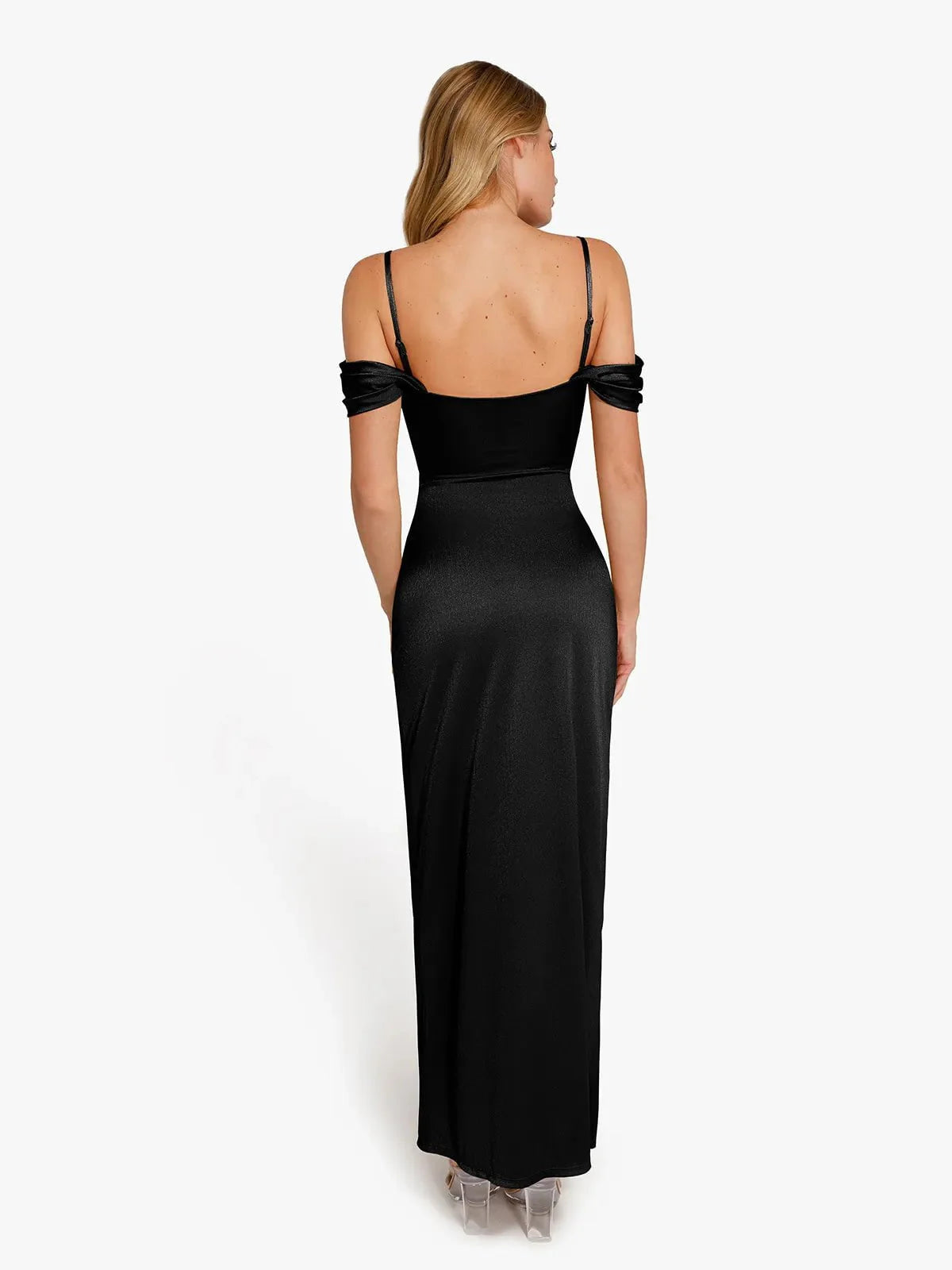 Robe Maxi Sculptante Froncée en Shapewear à Épaules Dégagées