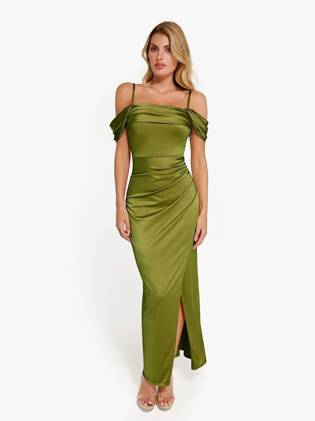 Robe Maxi Sculptante Froncée en Shapewear à Épaules Dégagées