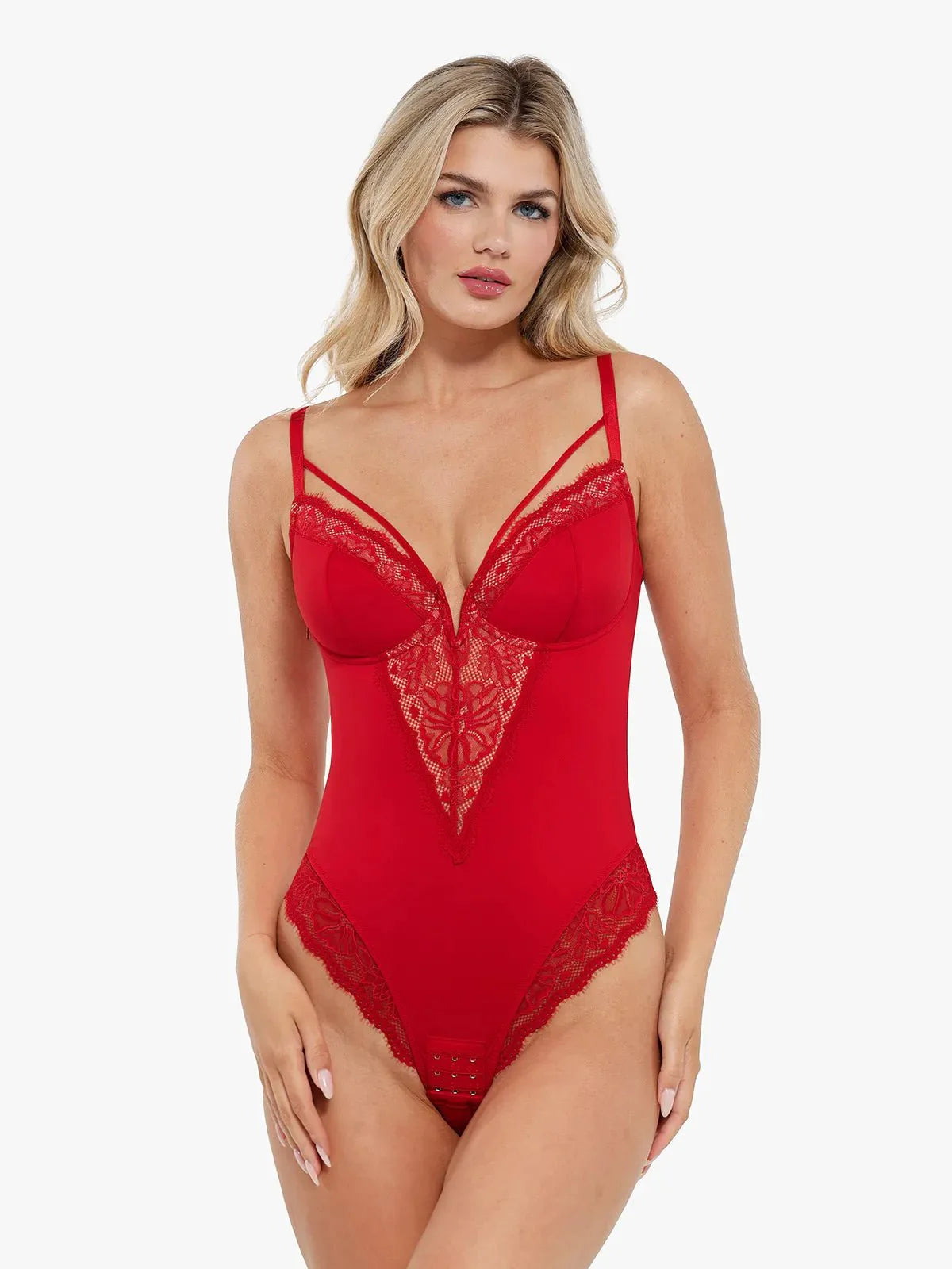 Body en dentelle avec contrôle du ventre et bretelles