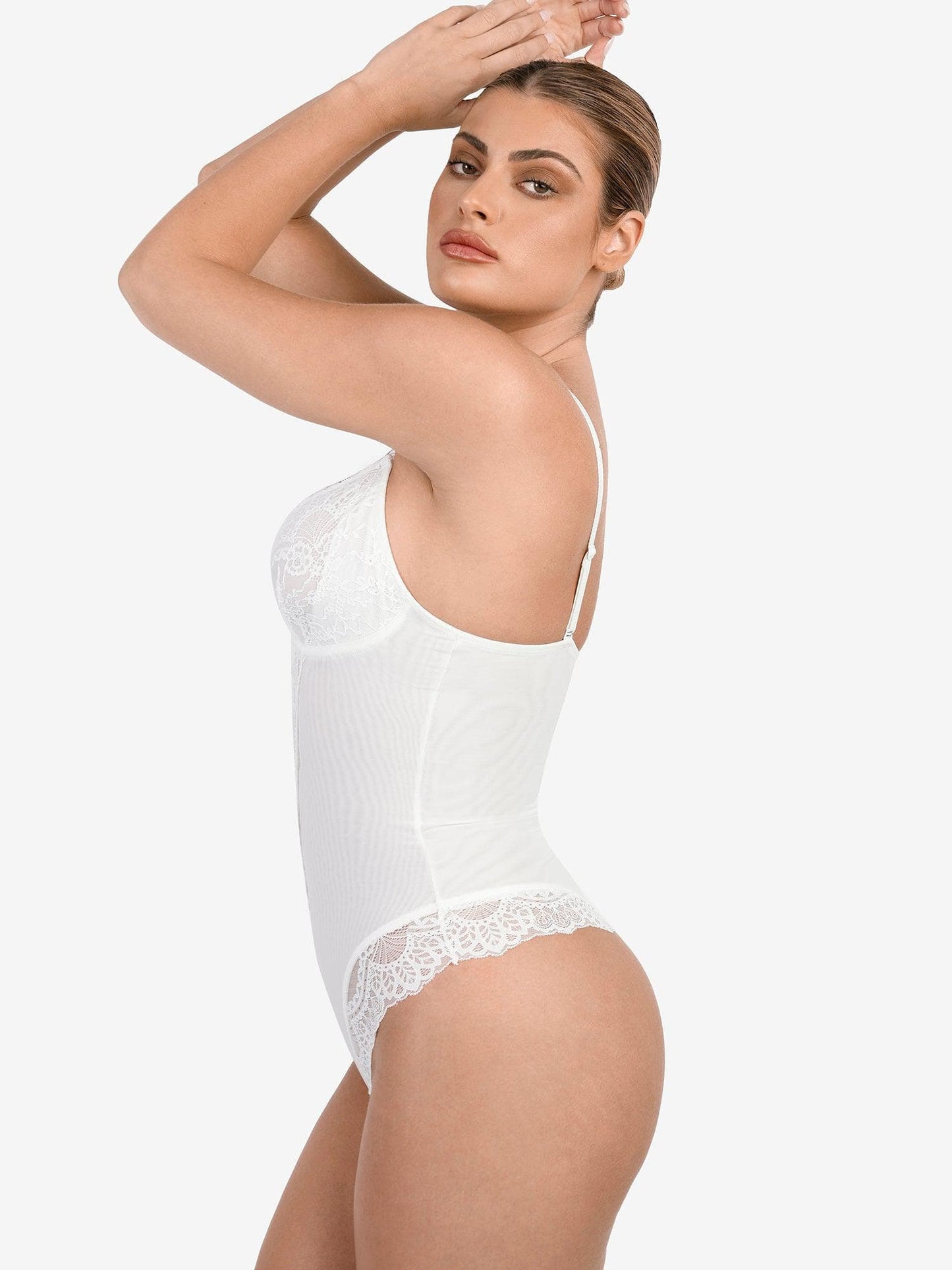 Body sculptant en dentelle à décolleté en V profond