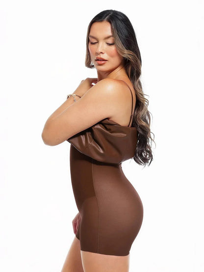 Robe Sculptante en Similicuir à Porté Double