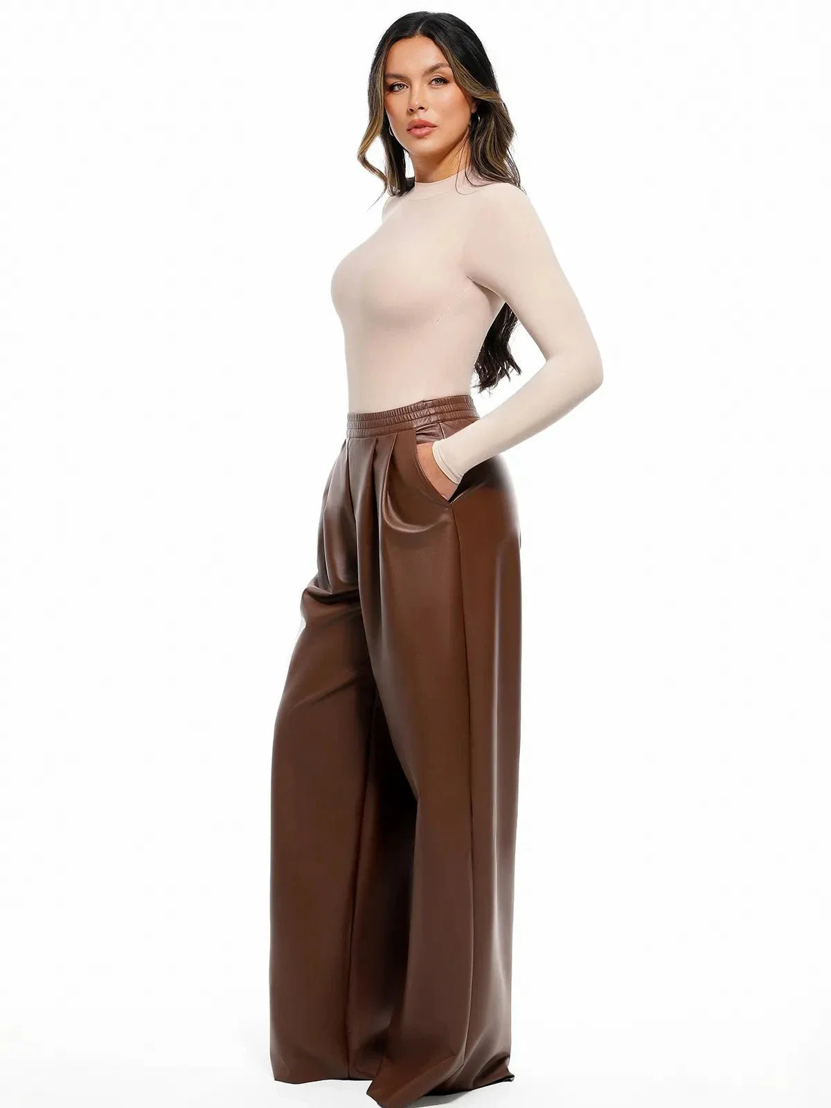 Pantalon large taille haute en simili cuir