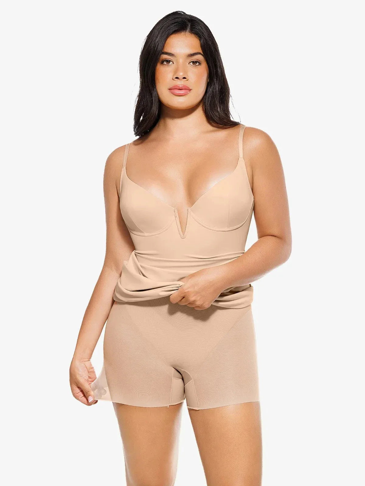 Robe Sculptante 2-en-1 avec Superposition en Dentelle