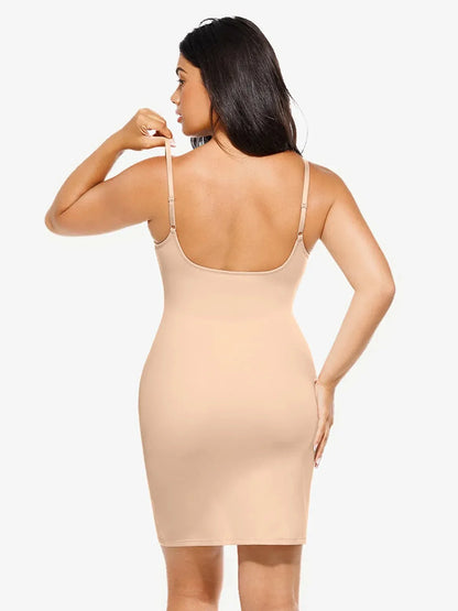 Robe Sculptante 2-en-1 avec Superposition en Dentelle