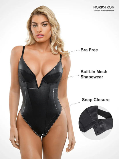 Body sculptant en simili cuir avec décolleté plongeant en V
