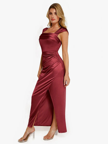 Robe Maxi Sculptante Froncée en Shapewear à Épaules Dégagées