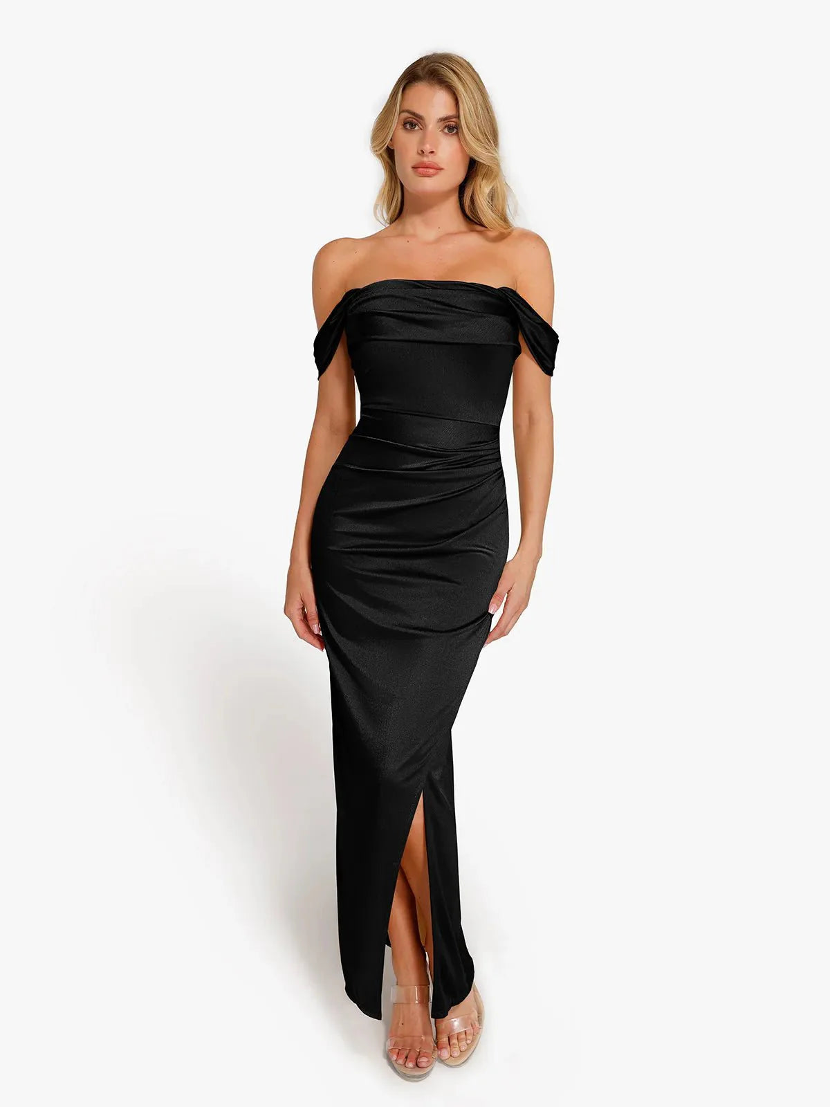 Robe Maxi Sculptante Froncée en Shapewear à Épaules Dégagées